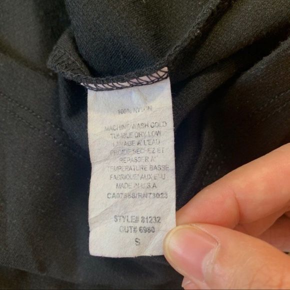 Black Fitted Seductions Dress Size Small - Picture 5 of 8